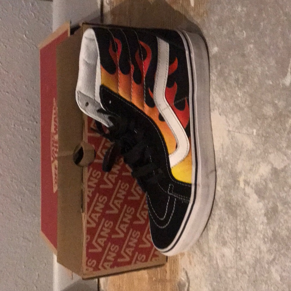 Vans sk8 hi flames